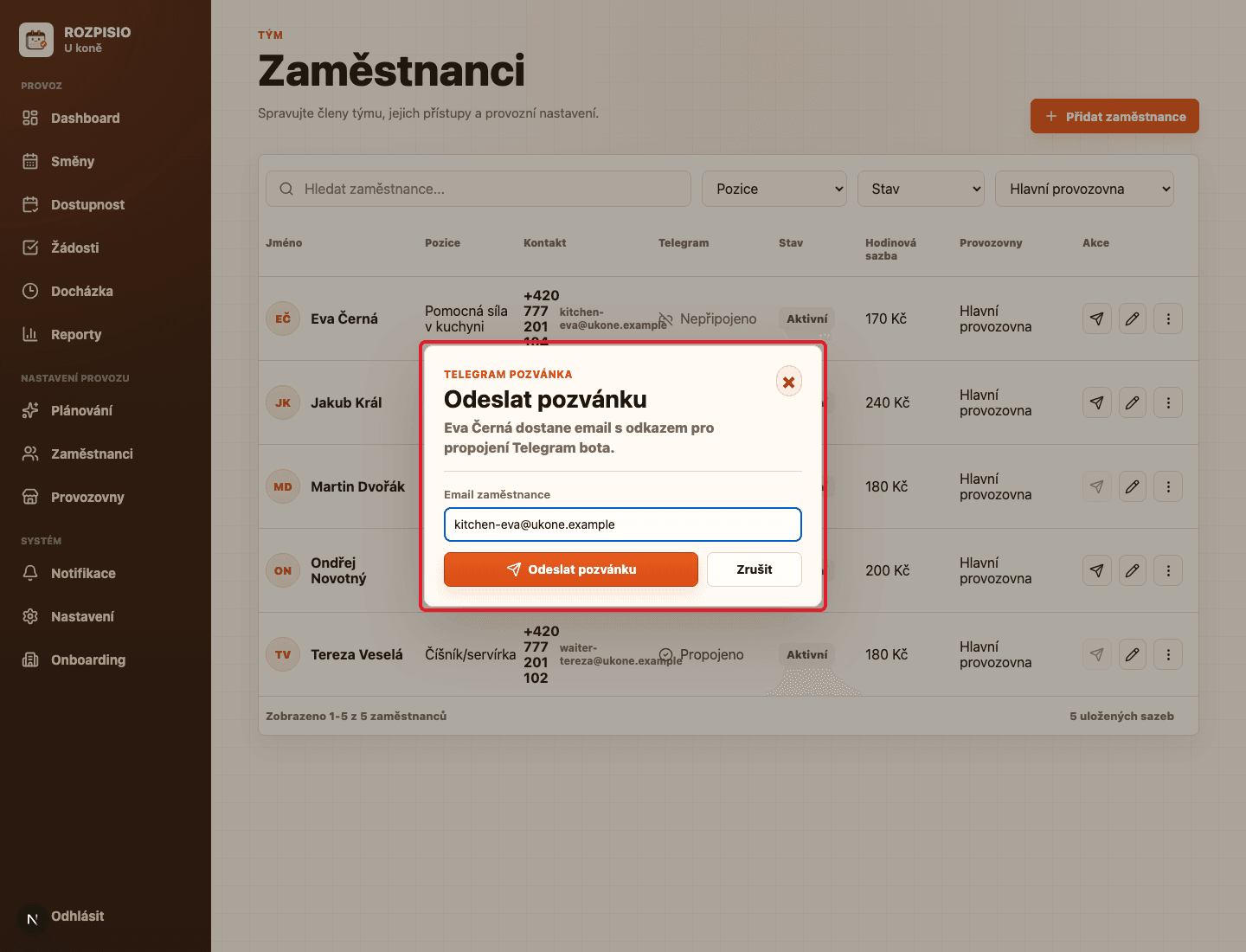 Okno Odeslat pozvánku s e-mailem zaměstnance zvýrazněné červeným rámečkem